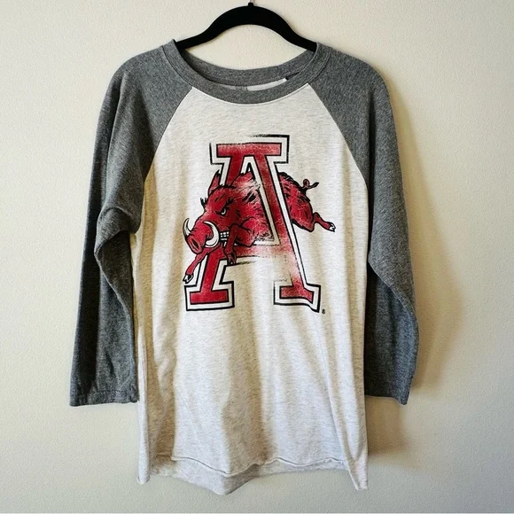 Southern Trend Red and Gray Raglan Sleeve Baseball-Style Arkansas Razorback Top - Picture 3 of 4